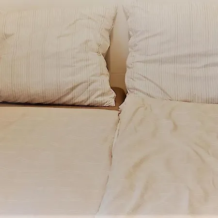 Apartment Self Check-in Targi Mtp Airport Szpital P *